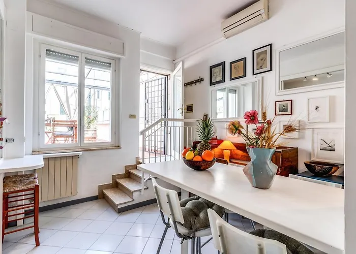 Cozy Flat In Vatican Area With Private Terrace アパート