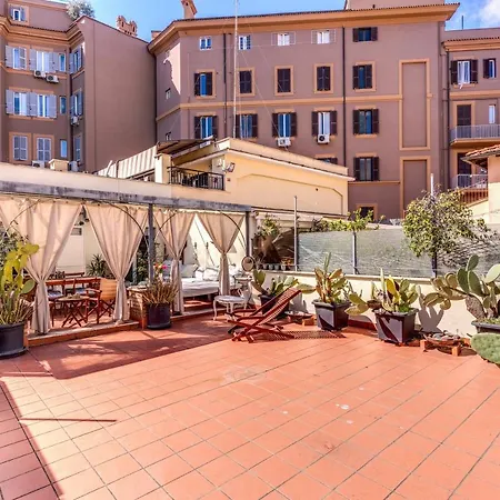 Cozy Flat In Vatican Area With Private Terrace Рим