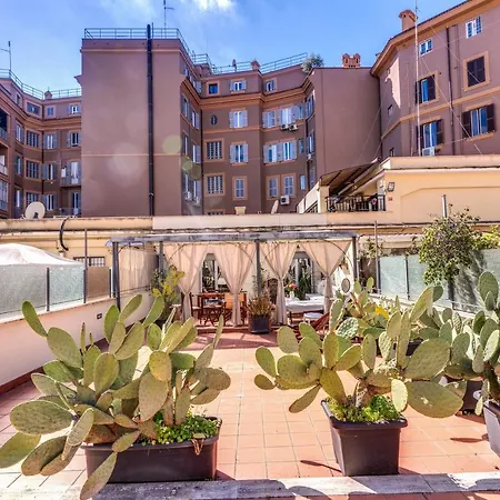 Cozy Flat In Vatican Area With Private Terrace Апартаменты Рим