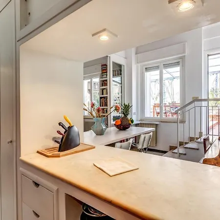 Cozy Flat In Vatican Area With Private Terrace * Рим
