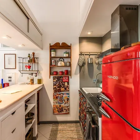 Cozy Flat In Vatican Area With Private Terrace Рим